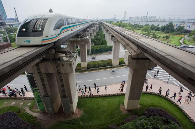 Il treno più veloce al mondo, un viaggio a 431 km/h 